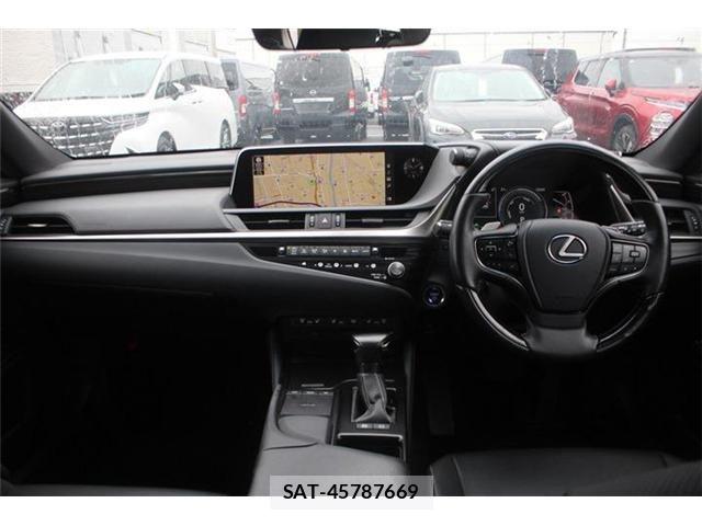 Lexus ES 2020-10 8743369-17