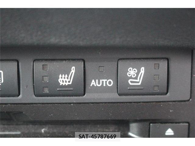 Lexus ES 2020-10 8743369-21