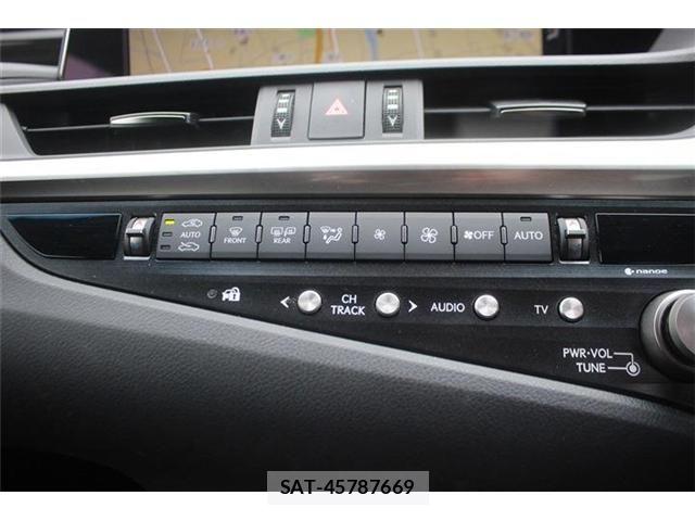 Lexus ES 2020-10 8743369-25