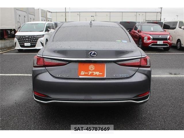 Lexus ES 2020-10 8743369-7