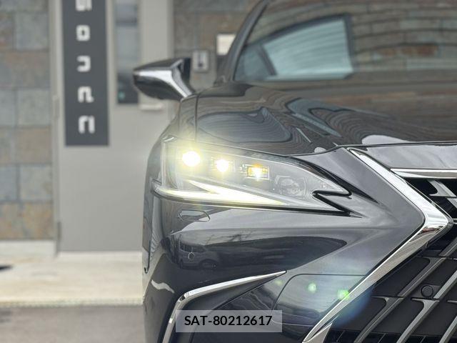 Lexus ES 2022-04 8743367-9