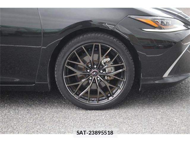 Lexus ES 2019-11 8743370-15