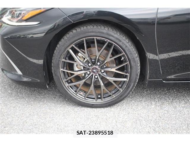 Lexus ES 2019-11 8743370-18