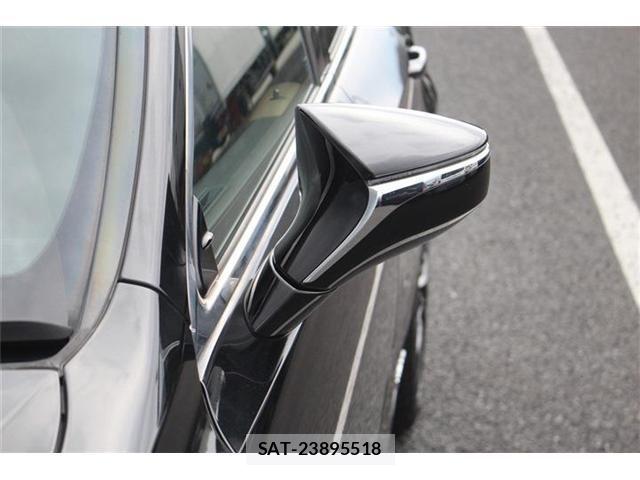 Lexus ES 2019-11 8743370-22