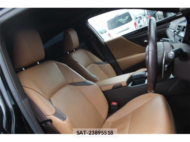 Lexus ES 2019-11 8743370-29