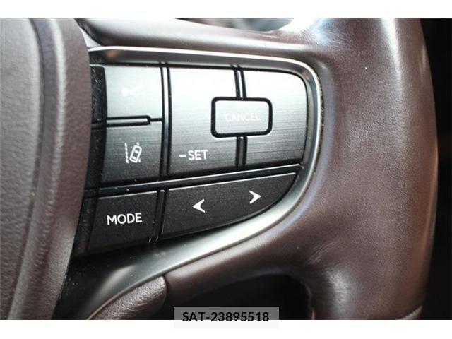 Lexus ES 2019-11 8743370-4
