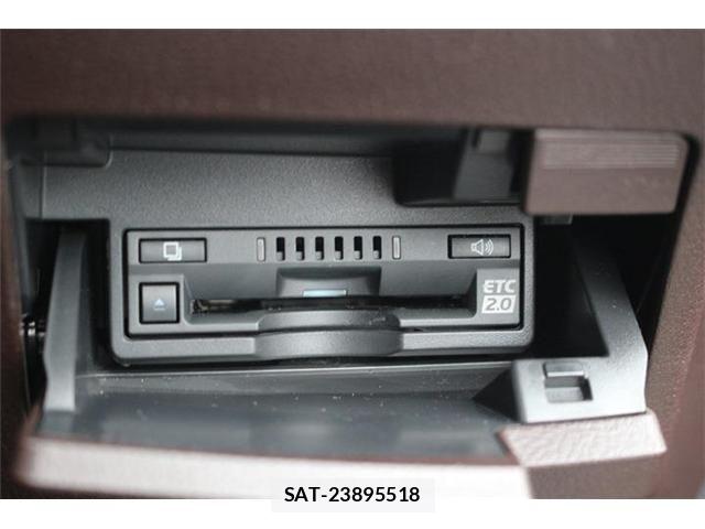 Lexus ES 2019-11 8743370-6