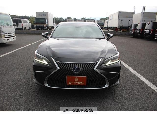 Lexus ES 2019-11 8743370-8