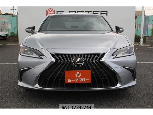 Lexus ES 2024-10 8743368-10