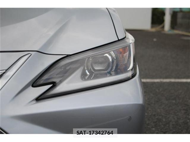 Lexus ES 2024-10 8743368-26