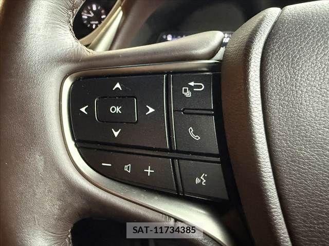 Lexus ES 2020-03 8743371-24