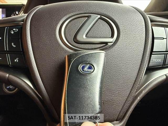 Lexus ES 2020-03 8743371-29