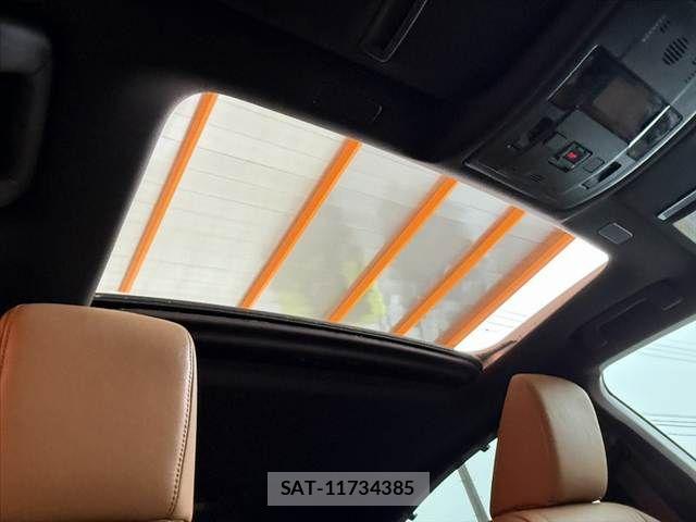 Lexus ES 2020-03 8743371-4