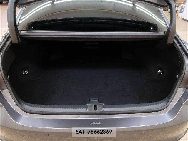 Lexus ES 2022-04 8780835-9