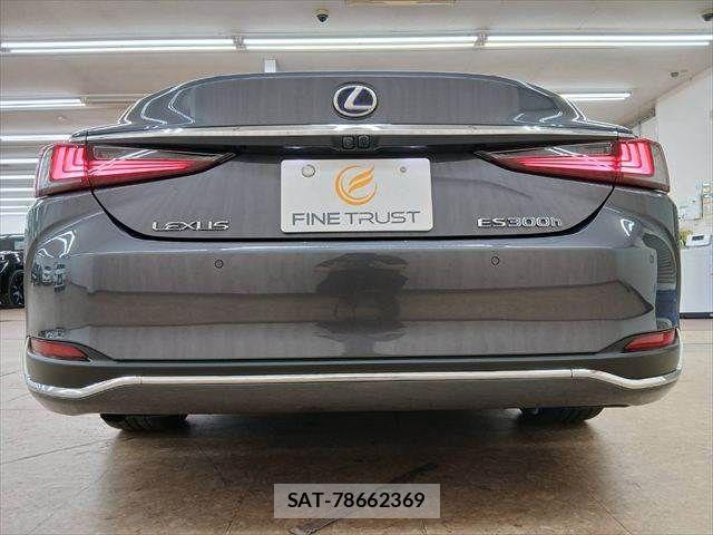 Lexus ES 2022-04 8780835-16