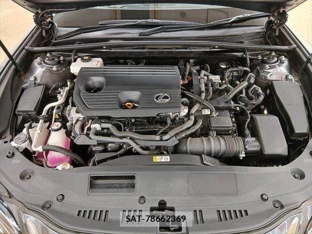 Lexus ES 2022-04 8780835-28