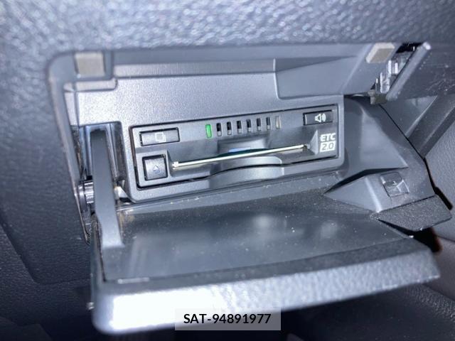 Lexus ES 2019-12 8796452-18