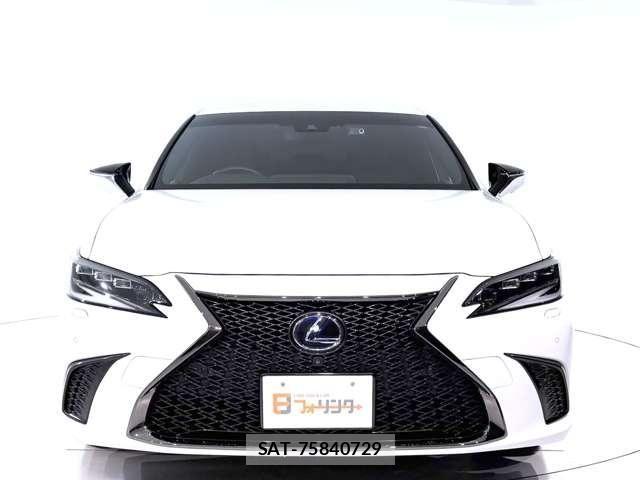 Lexus ES 2022-10 8796445-9
