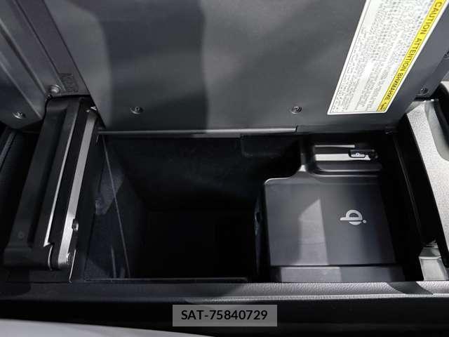 Lexus ES 2022-10 8796445-19