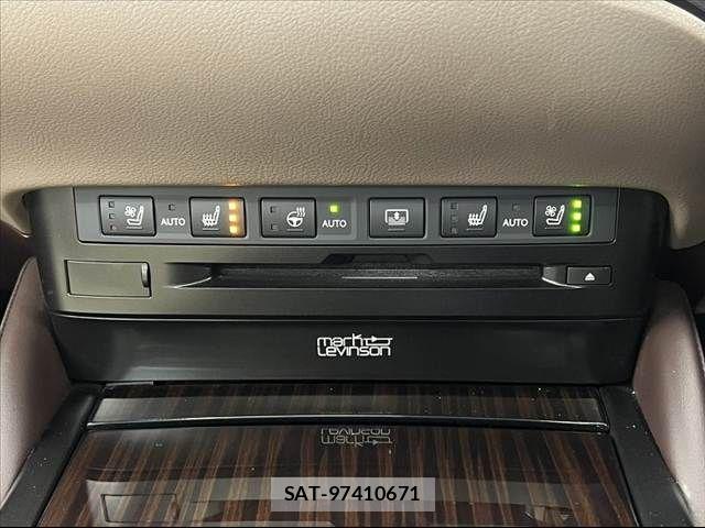 Lexus ES 2021-01 8796449-22