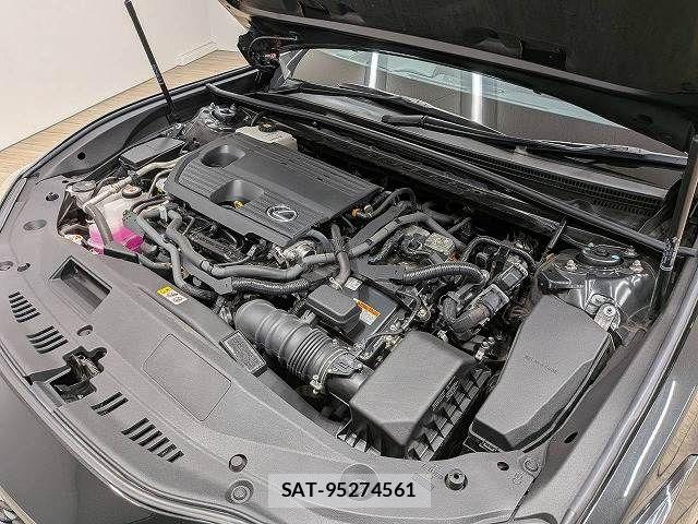Lexus ES 2023-08 8796447-13