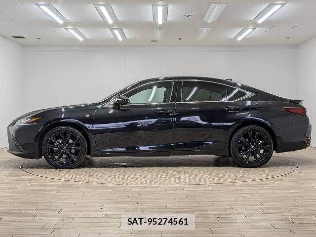 Lexus ES 2023-08 8796447-16