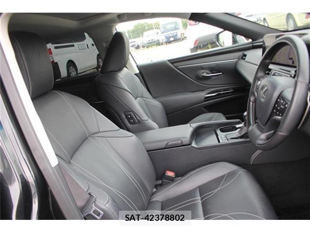 Lexus ES 2023-01 8796446-26