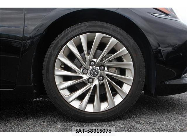 Lexus ES 2020-01 8796451-9