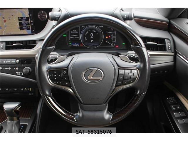 Lexus ES 2020-01 8796451-21