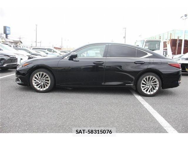 Lexus ES 2020-01 8796451-6