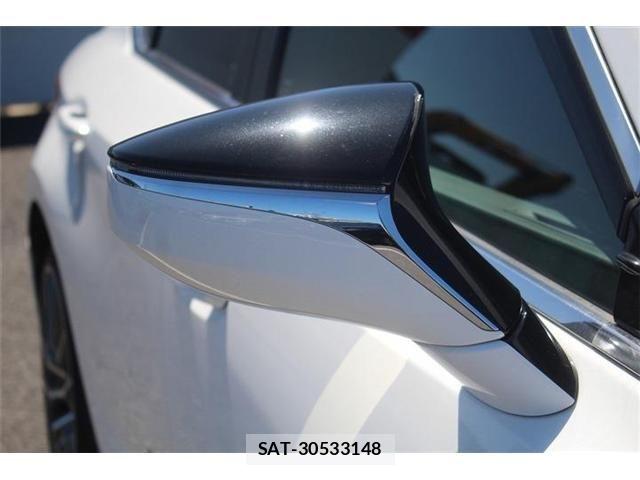 Lexus ES 2019-08 8849565-15
