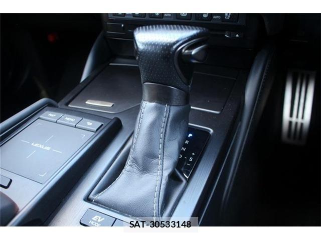 Lexus ES 2019-08 8849565-22