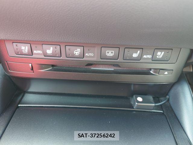 Lexus ES 2021-08 8849567-17