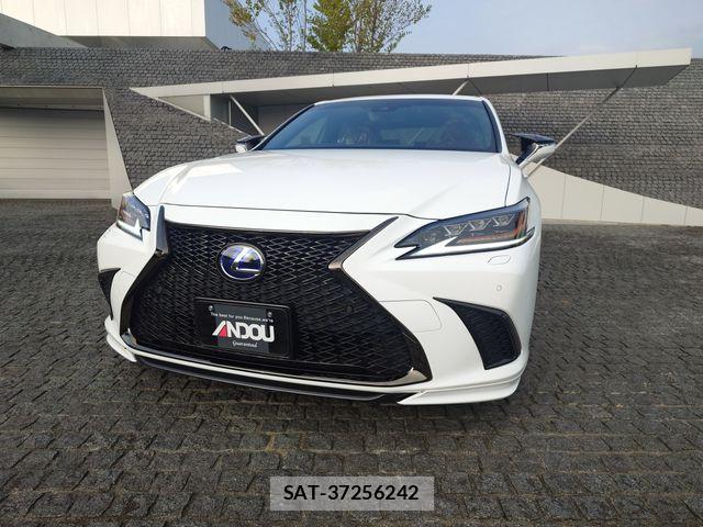 Lexus ES 2021-08 8849567-5
