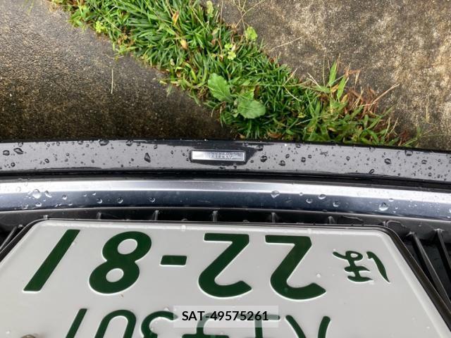Lexus ES 2018-12 8849566-9