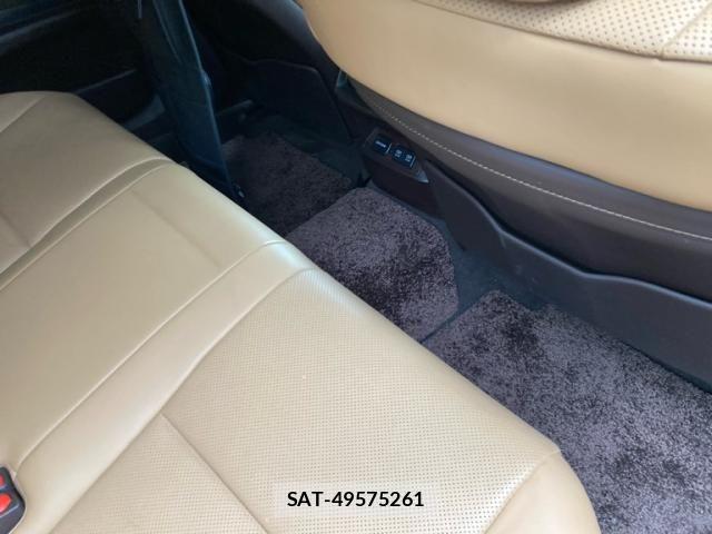 Lexus ES 2018-12 8849566-14