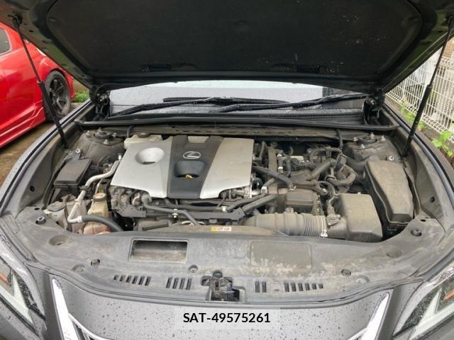 Lexus ES 2018-12 8849566-18