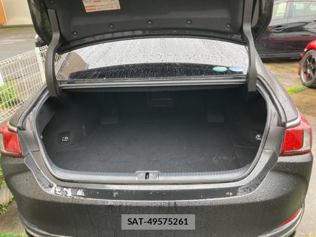 Lexus ES 2018-12 8849566-27