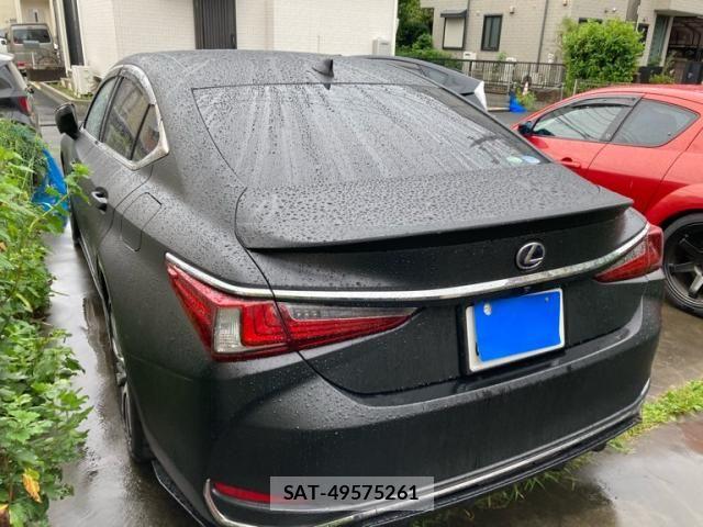 Lexus ES 2018-12 8849566-5