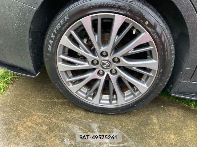 Lexus ES 2018-12 8849566-7