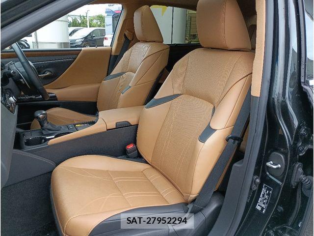 Lexus ES 2023-08 8880469-11