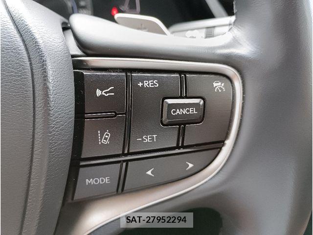 Lexus ES 2023-08 8880469-28
