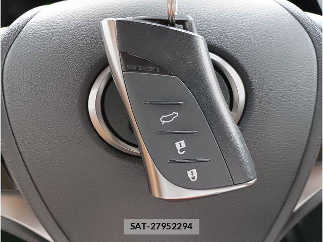 Lexus ES 2023-08 8880469-29