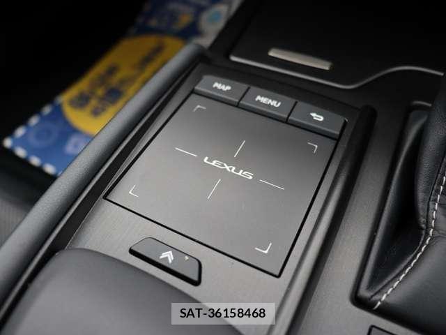 Lexus ES 2018-10 8880468-11