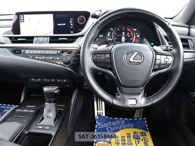 Lexus ES 2018-10 8880468-1