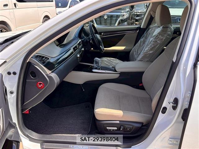 Lexus GS 2017-07 6907656-4