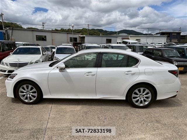 Lexus GS 2017-06 7272220-10