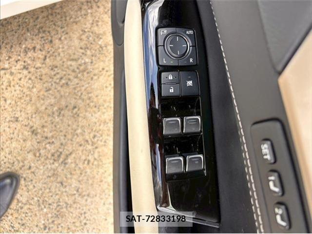 Lexus GS 2017-06 7272220-18