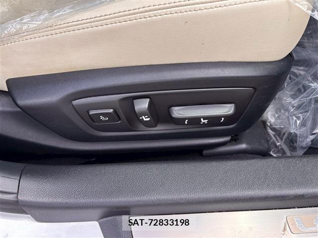 Lexus GS 2017-06 7272220-19