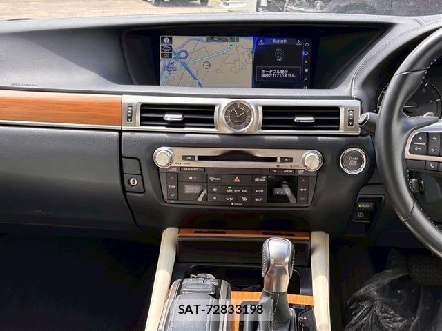 Lexus GS 2017-06 7272220-23